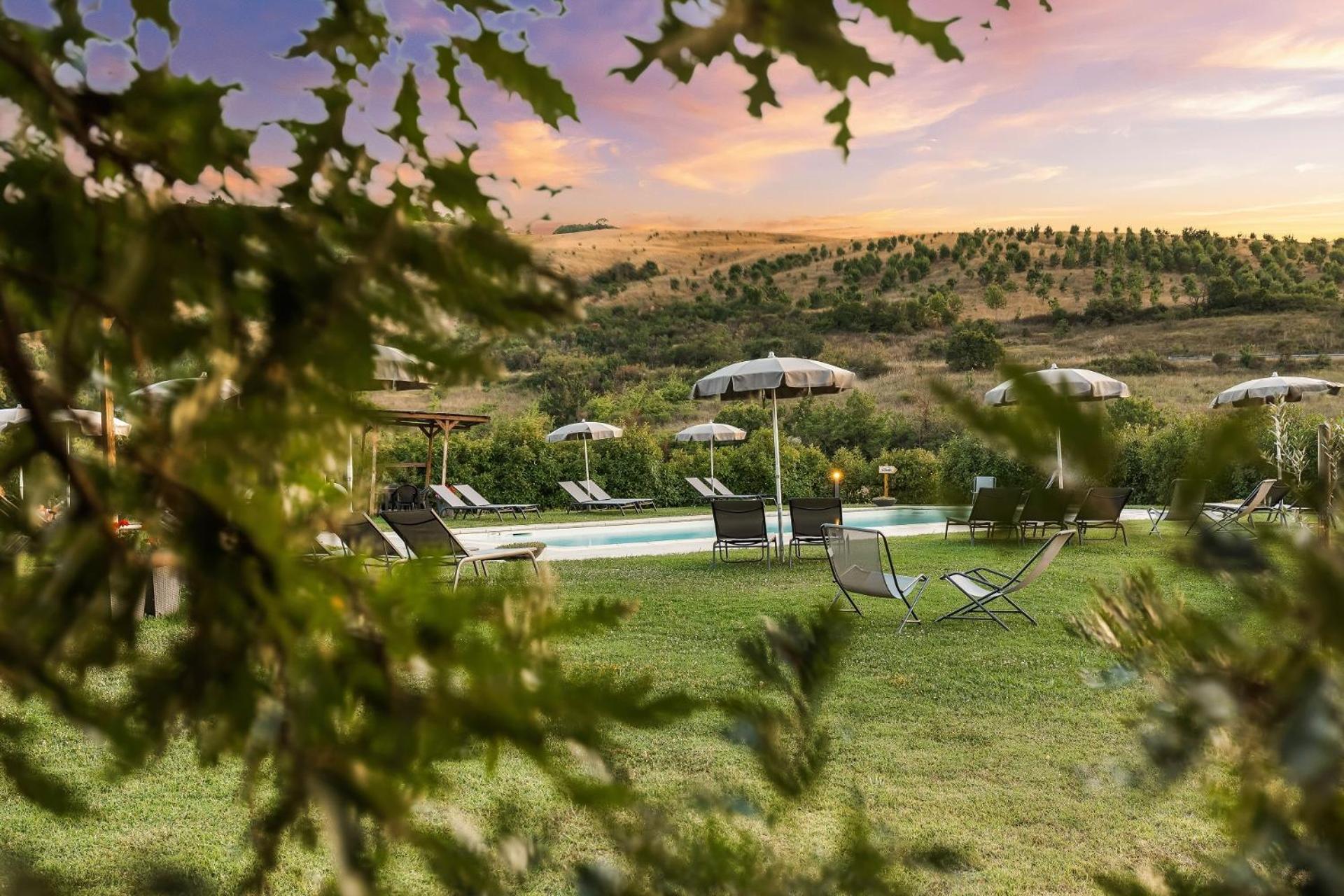 Agriturismo Podere San Giorgio Radicofani Exterior foto